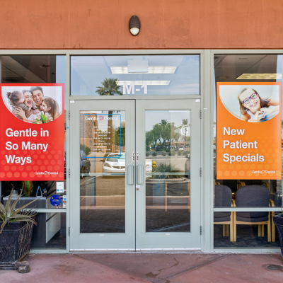 gentle-dental-palm-az-dental-exterior-office-front-door-signage-july-2024