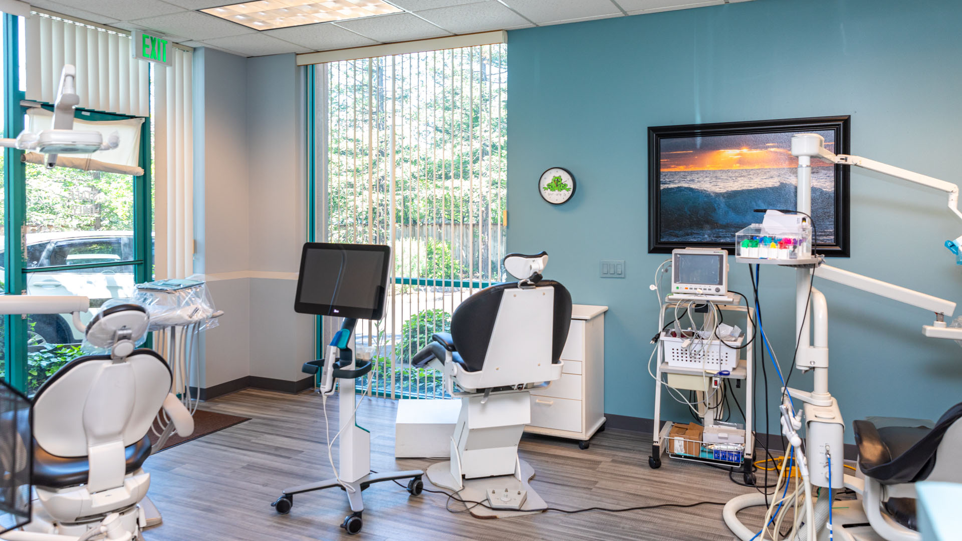 local-dentist-modern-dental-treatment-room_gentle-dental-santa-rosa-optimized