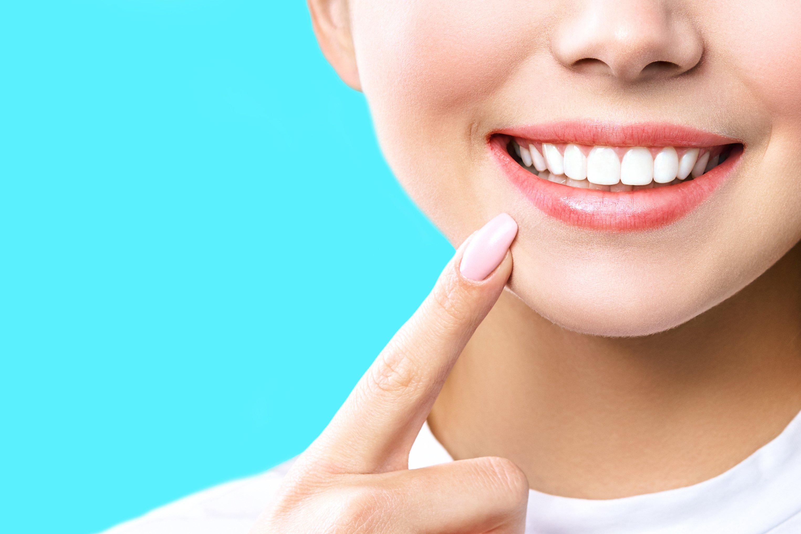 Whiten Your Teeth Fast: 5 Easy Tips That Actually Work