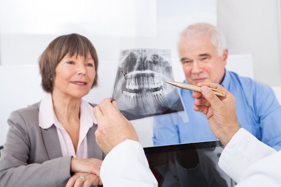 Why Elderly People Need a Dentist Specializing in Geriatric Dentistry