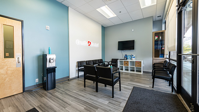 dental-care-office-waiting-area_Gentle-Dental-Happy-Valley