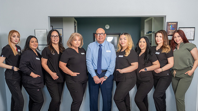 dental-care-team-photo_Gentle-Dental-Indio