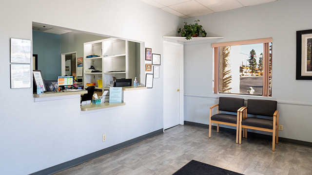 dental-clinic-reception-area_Gentle-Dental-Indio