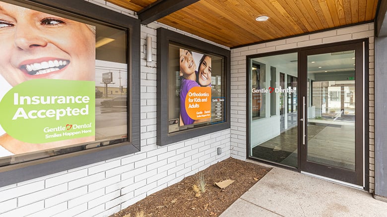 dental-office-front-signage_Gentle-Dental-Redmond(1)