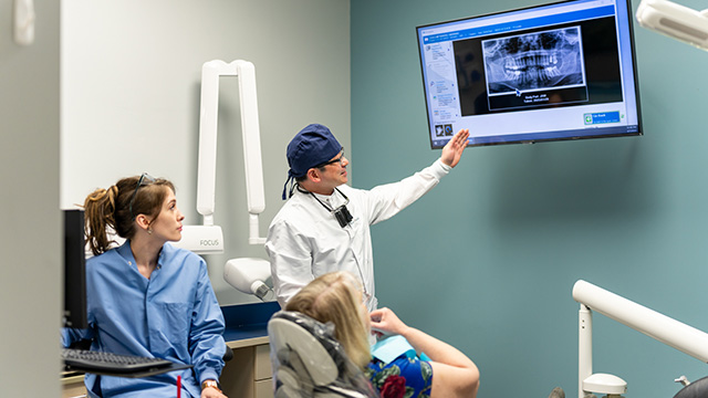 general-dentist-action-shot_Gentle-Dental-Woodinville