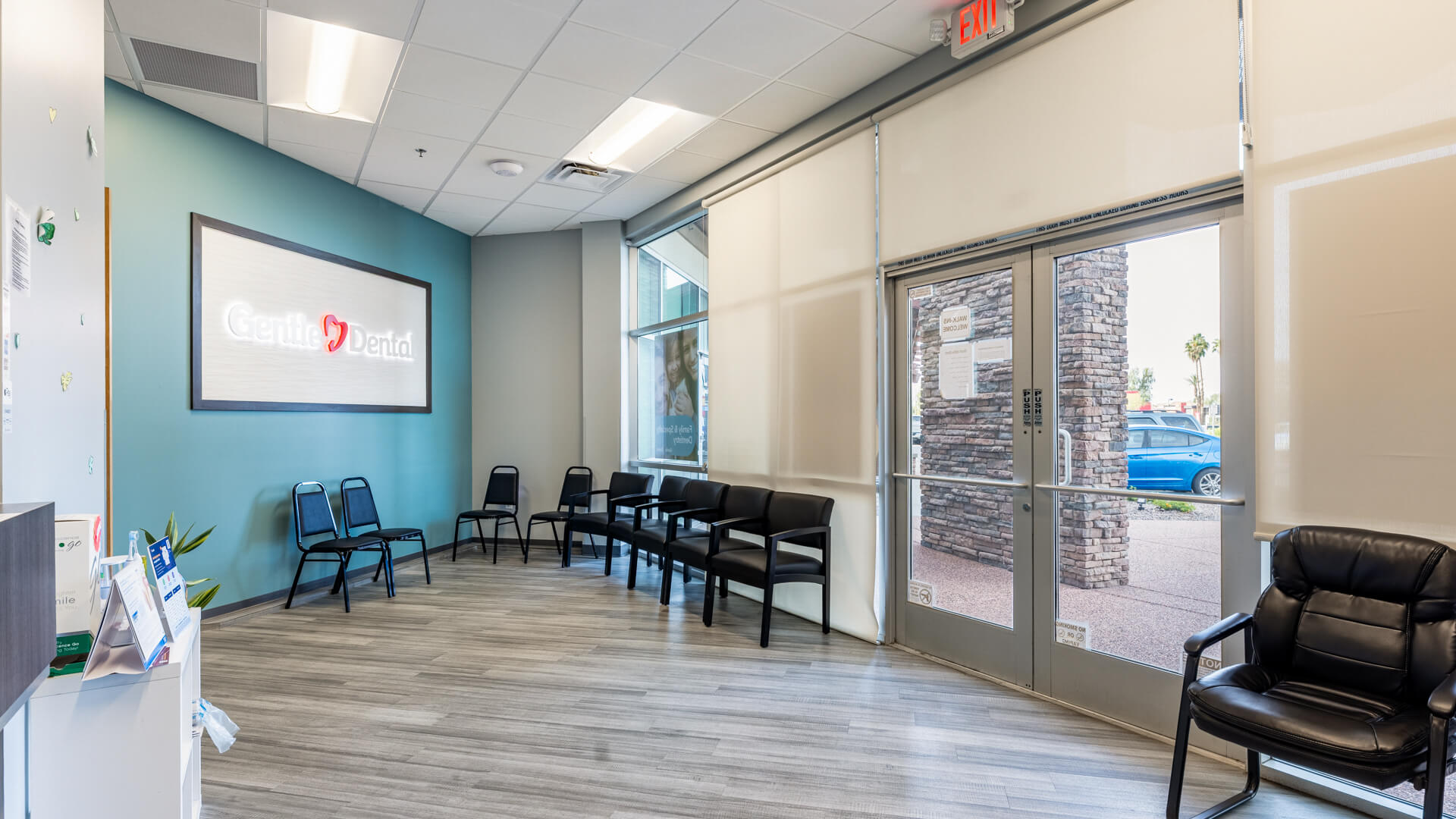 dental-care-office-waiting-area_Gentle-Dental-Ahwatukee