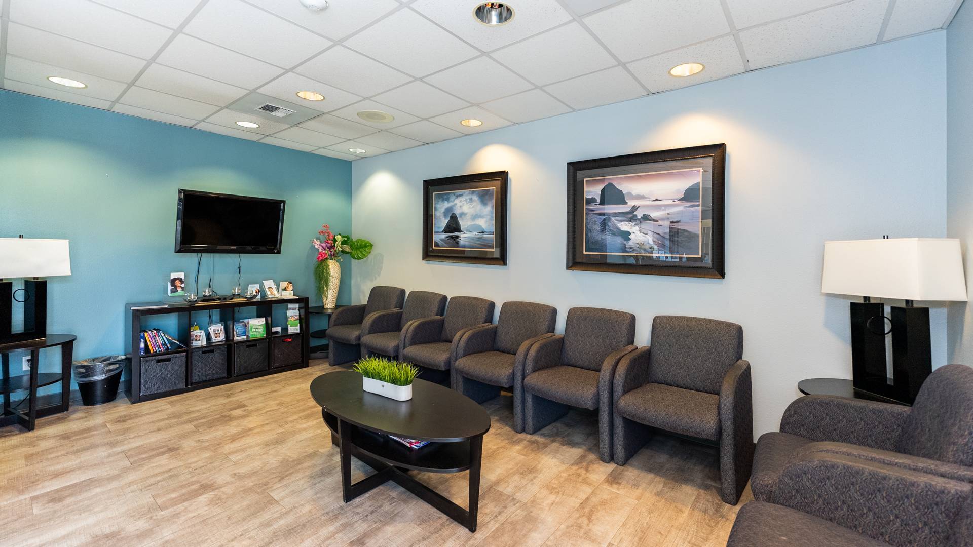 dental-care-office-waiting-area_Gentle-Dental-Redmond(1)