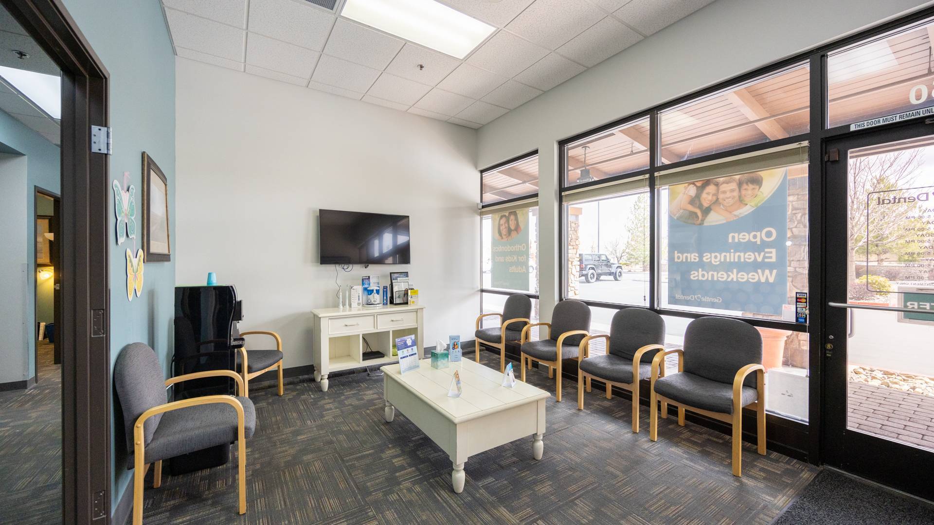 dental-care-office-waiting-area_Gentle-Dental-Sparks