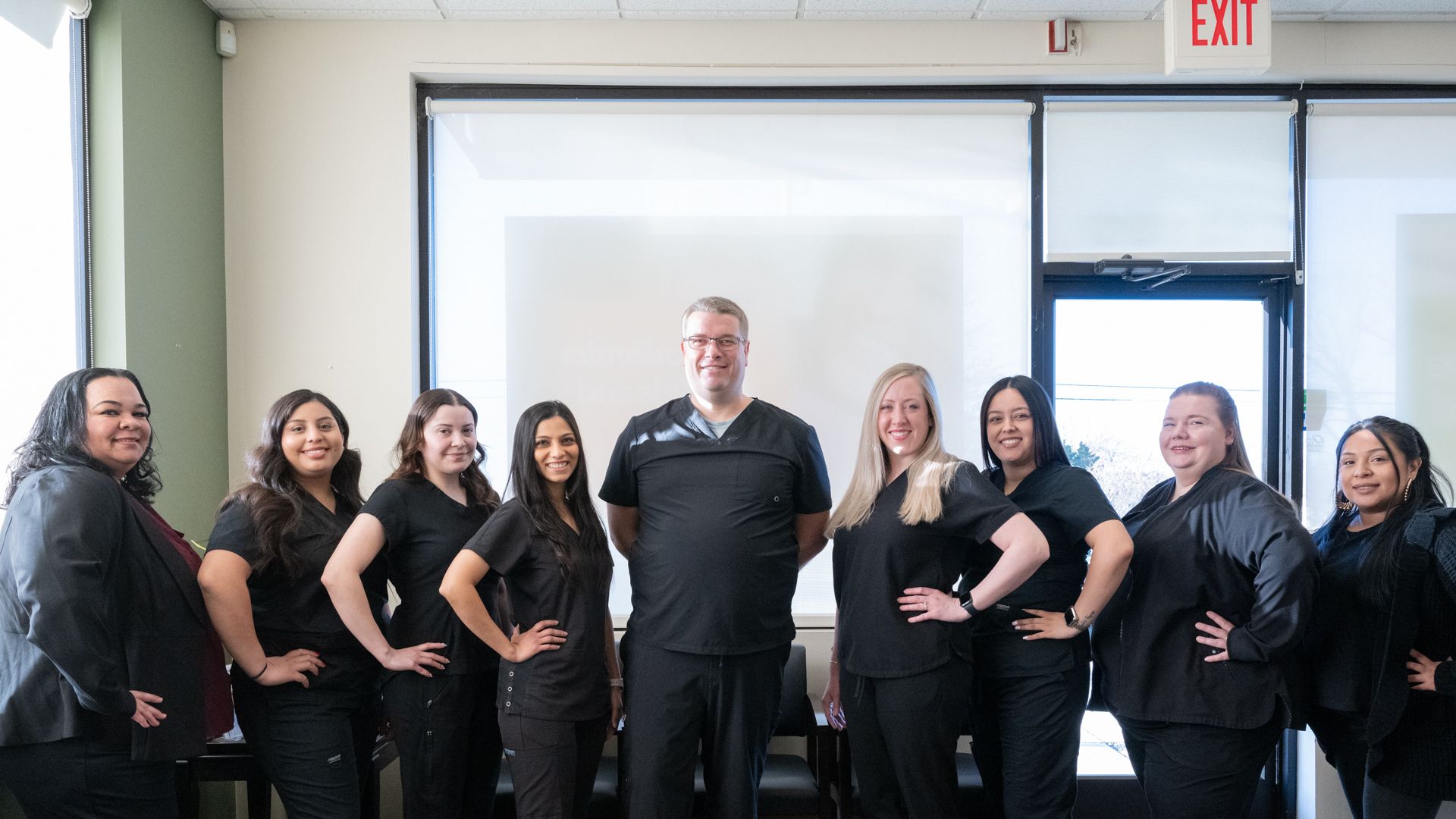 dental-care-team-photo_Gentle-Dental-Kansas