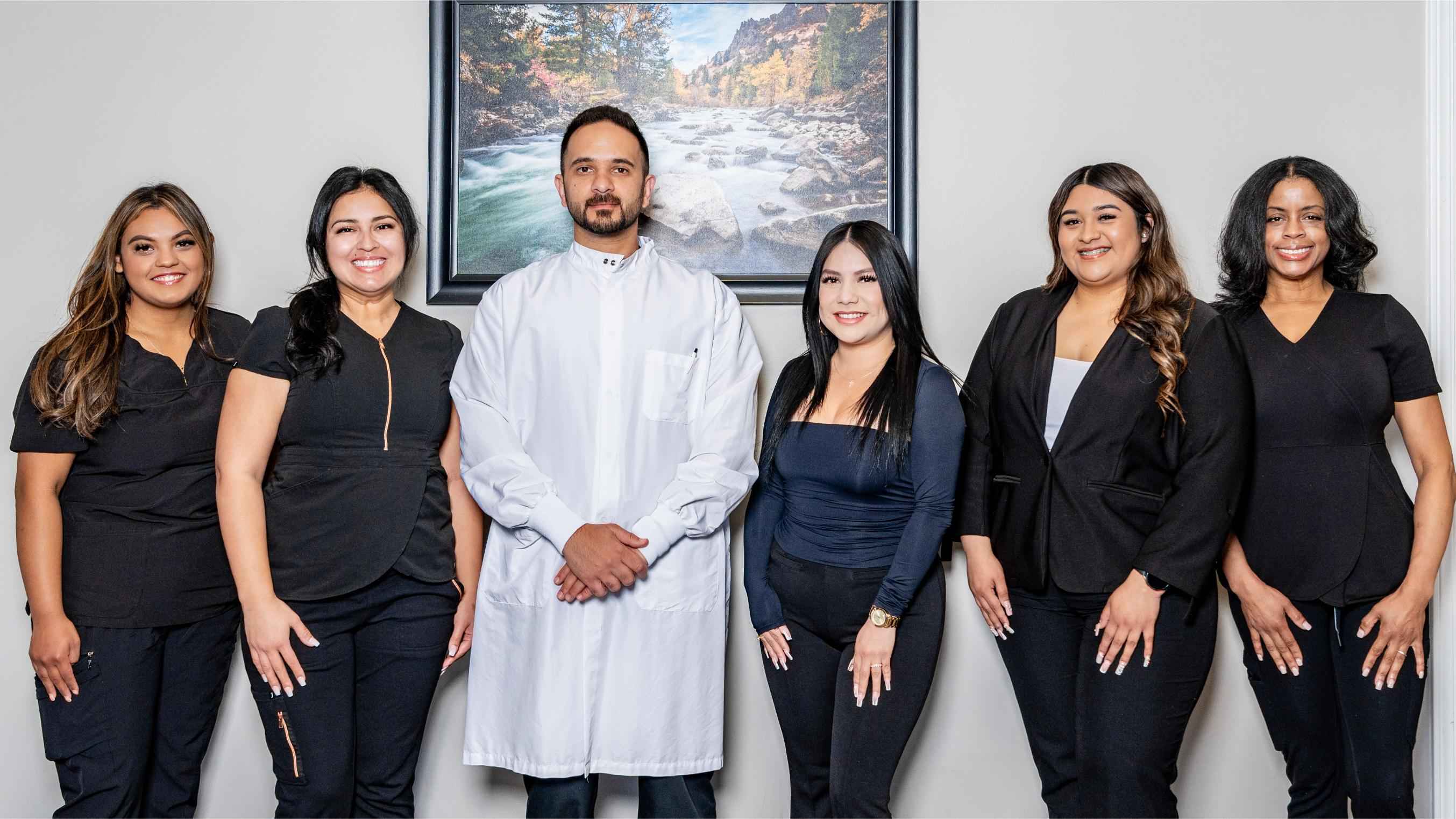 dental-care-team-photo_Gentle-Dental-Norco