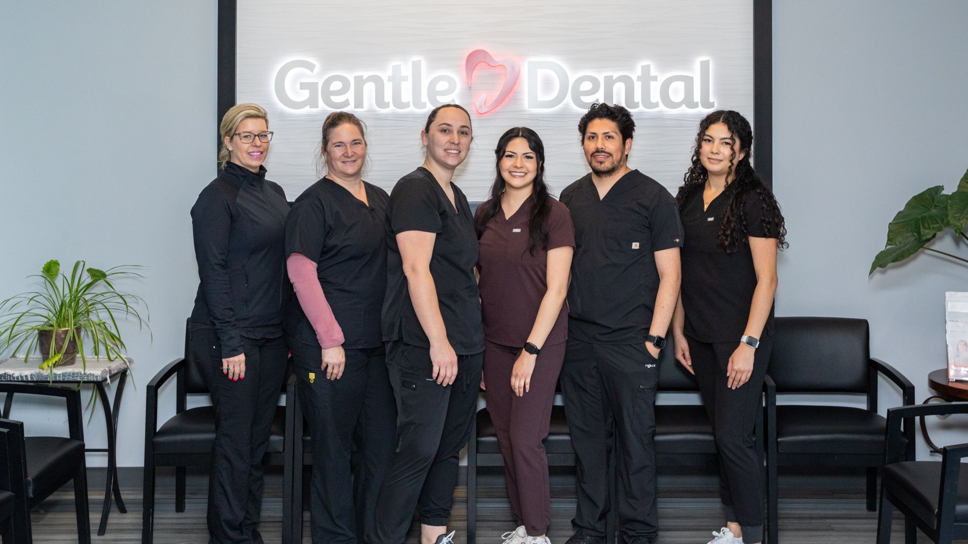 dental-care-team-photo_Gentle-Dental-NorthGate