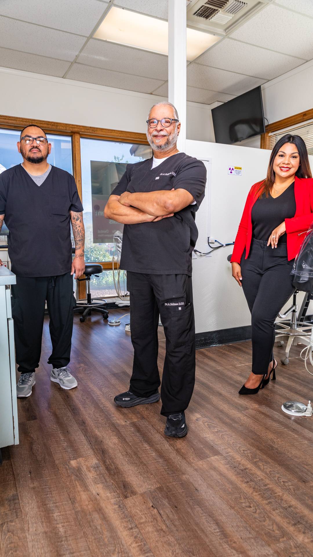 dental-care-team-photo_Gentle-Dental-Valley