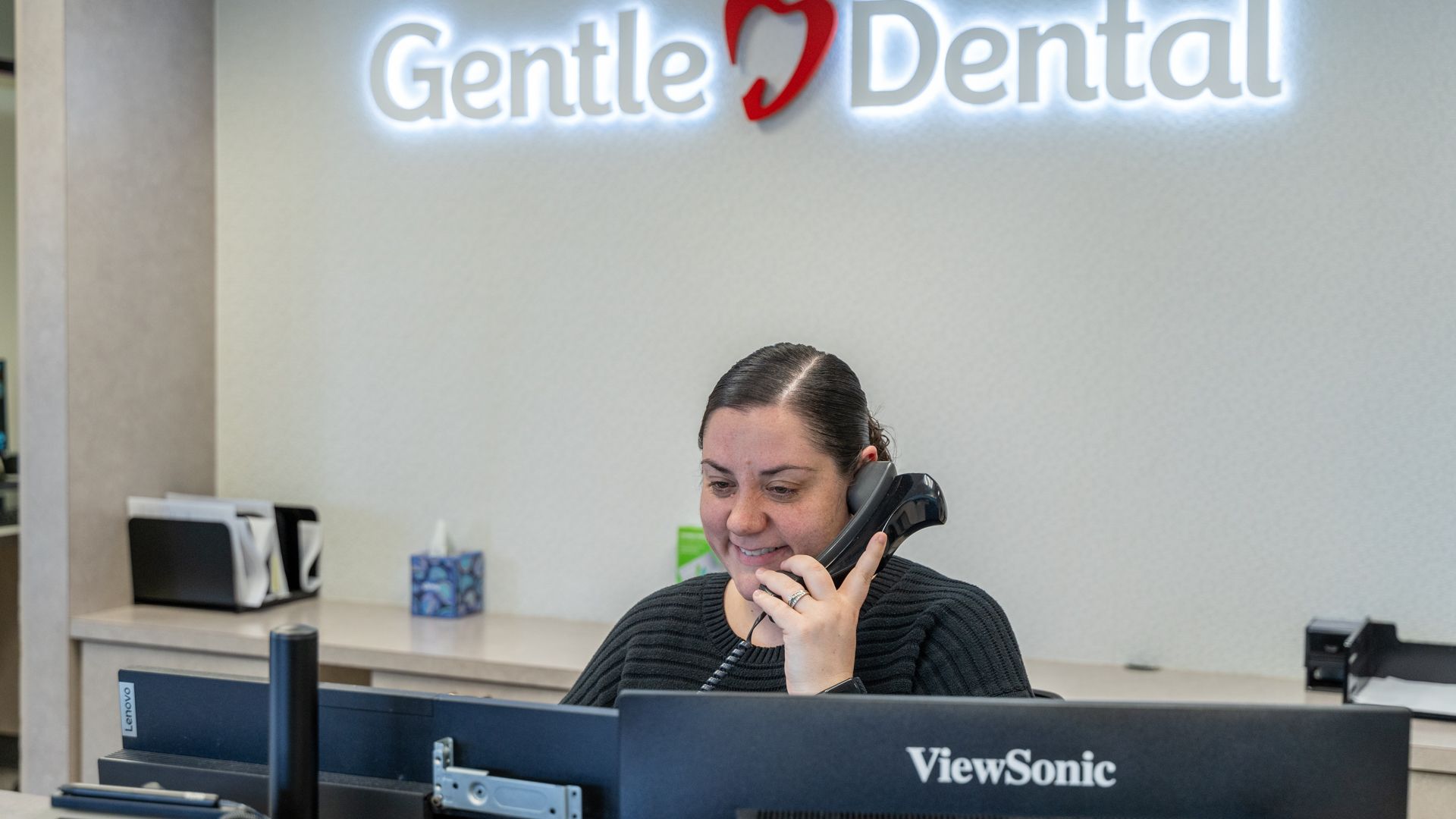 dental-clinic-reception-area_Gentle-Dental-Gresham-Village(1)