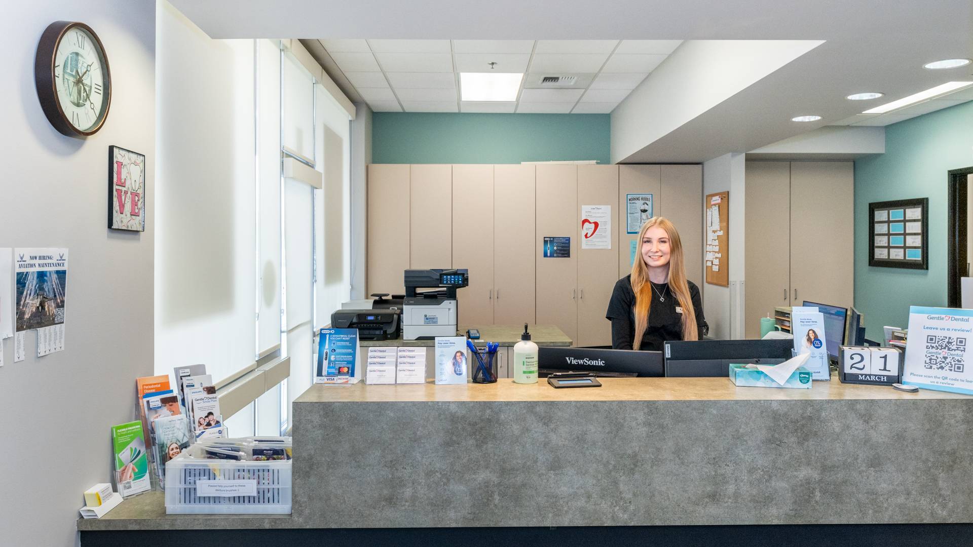 dental-clinic-reception-area_Gentle-Dental-Lakewood(1)