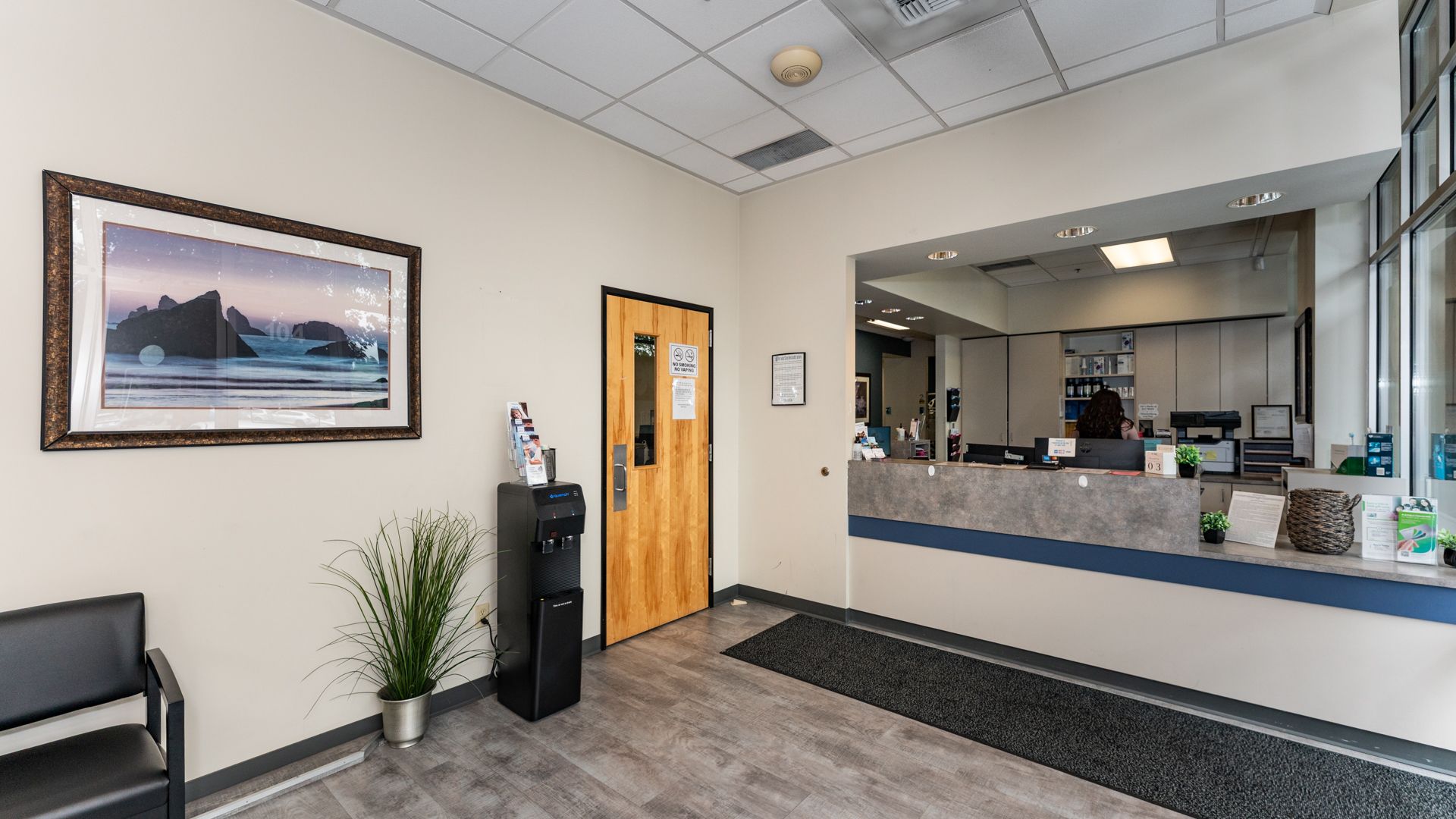 dental-clinic-reception-area_Gentle-Dental-North-Meridian