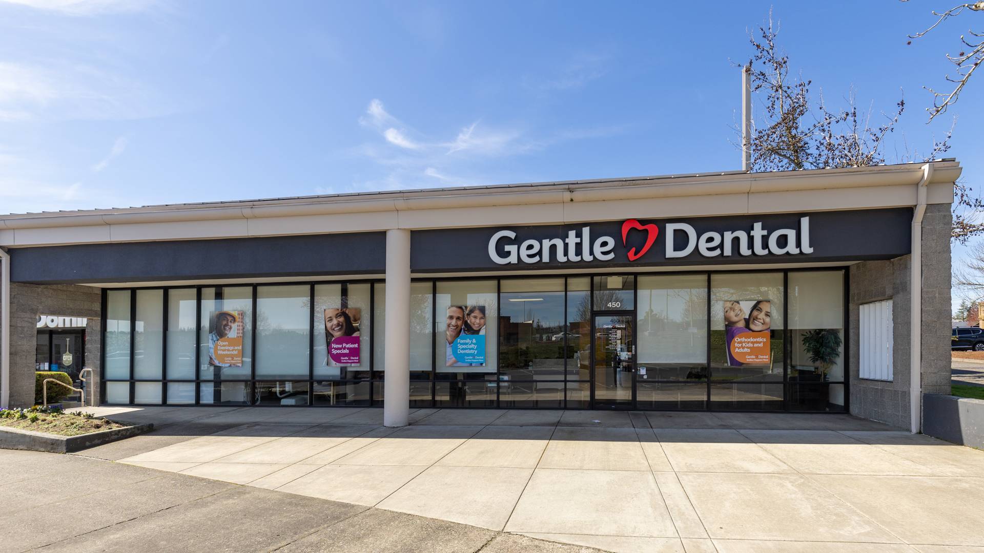 dental-office-entrance_Gentle-Dental-Cornell-Center(1)