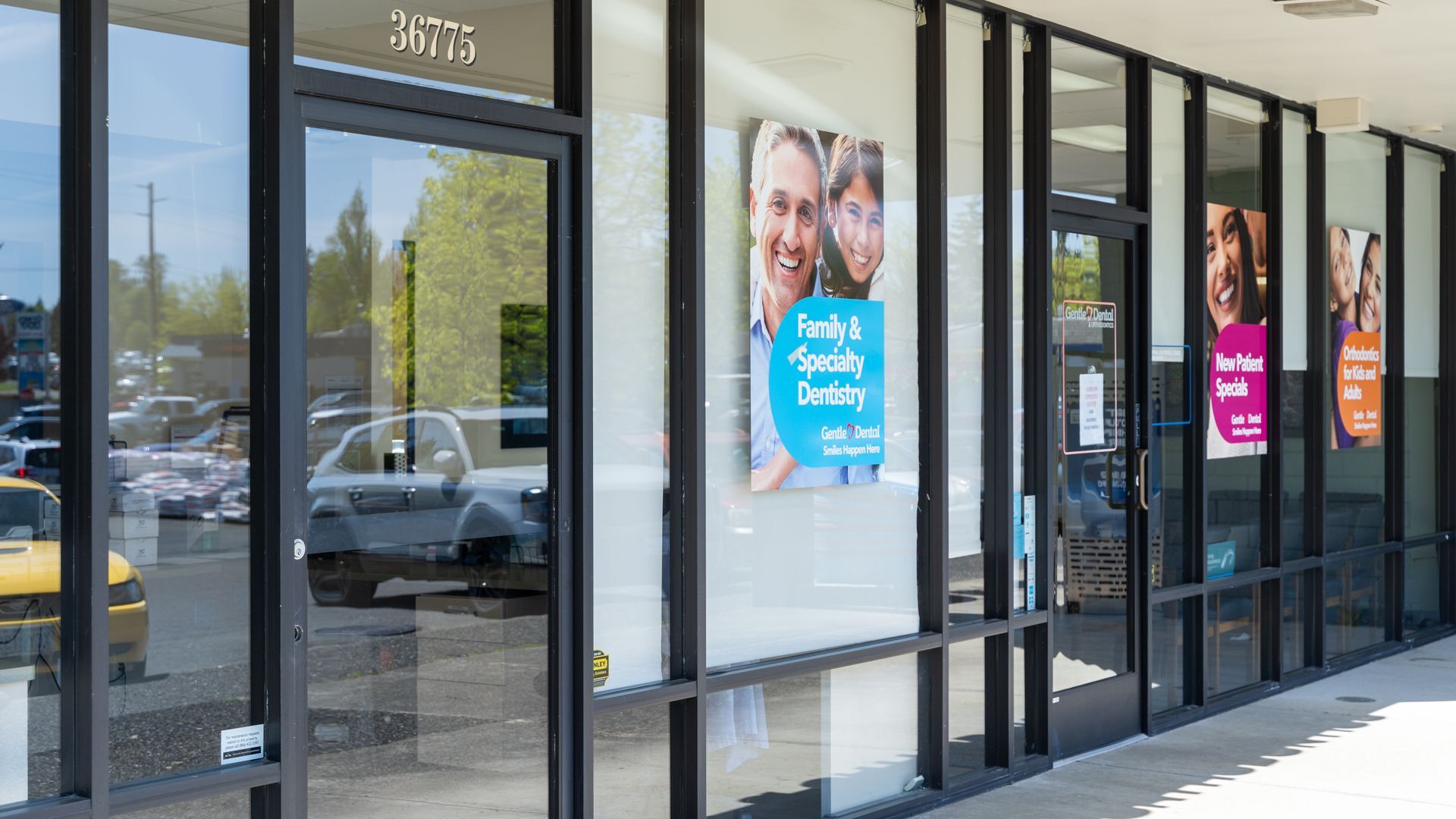 dental-office-entrance_Gentle-Dental-Sandy