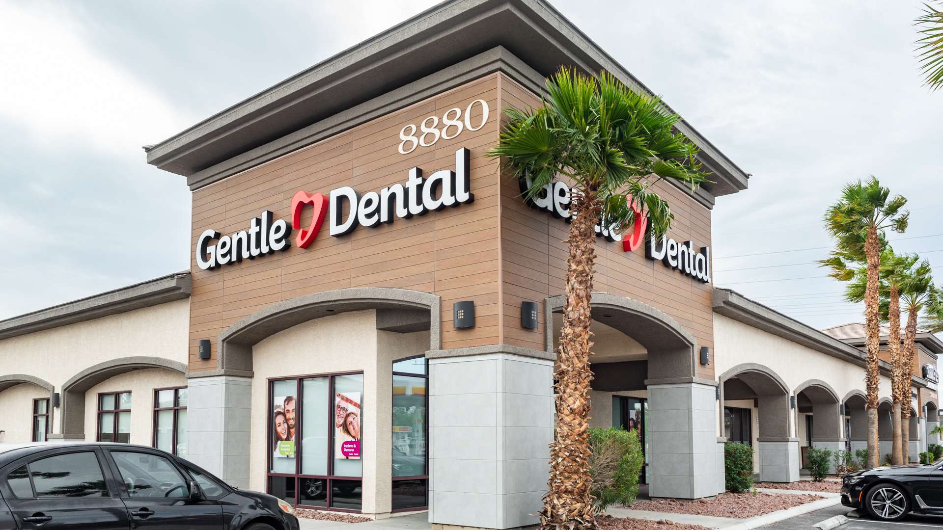 dental-office-entrance_Gentle-Dental-South-Maryland
