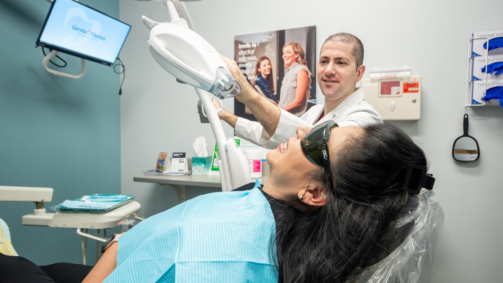 general-dentist-action-shot_Gentle-Dental-Brea