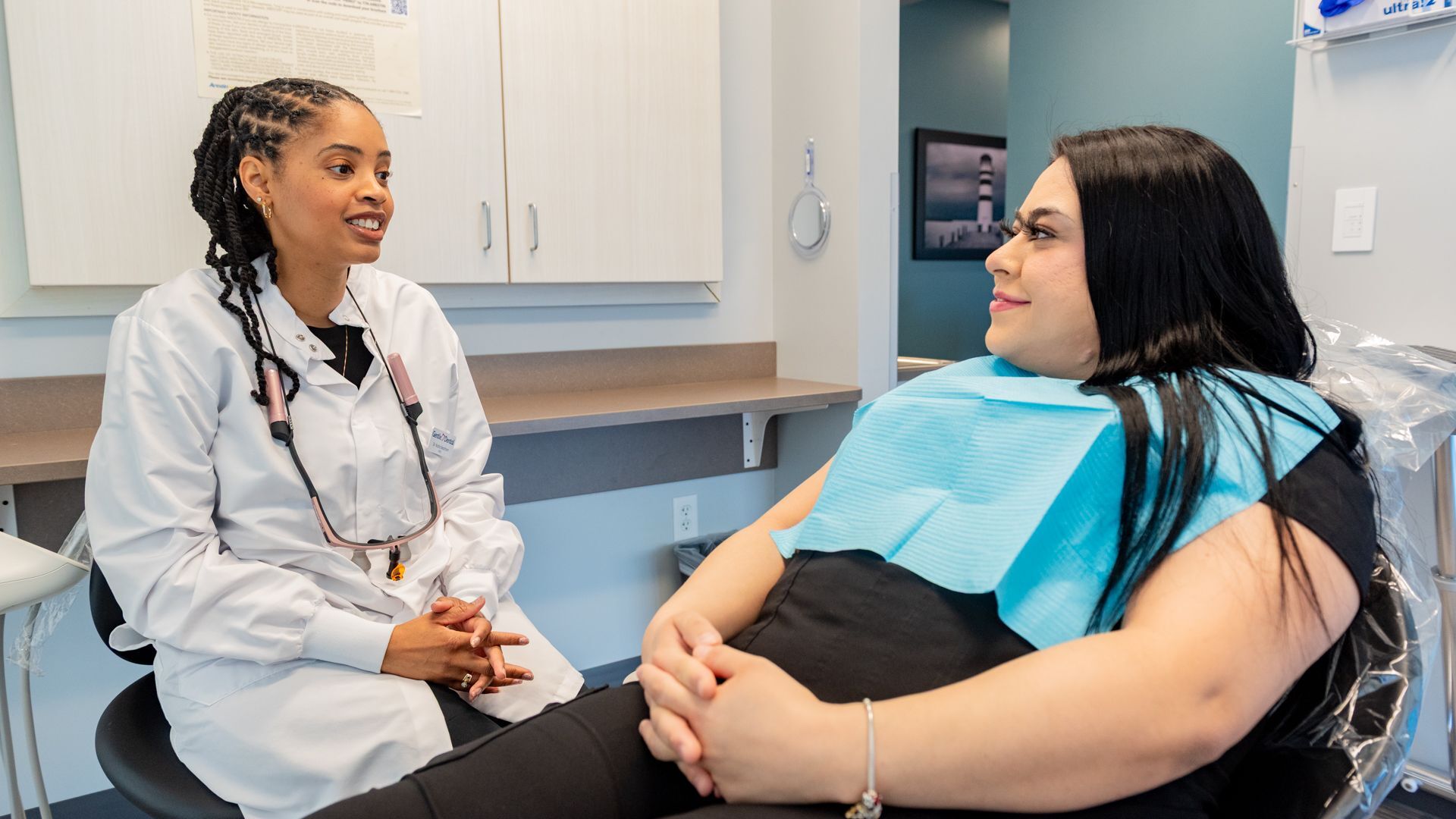 general-dentist-action-shot_Gentle-Dental-North-Las-Vegas