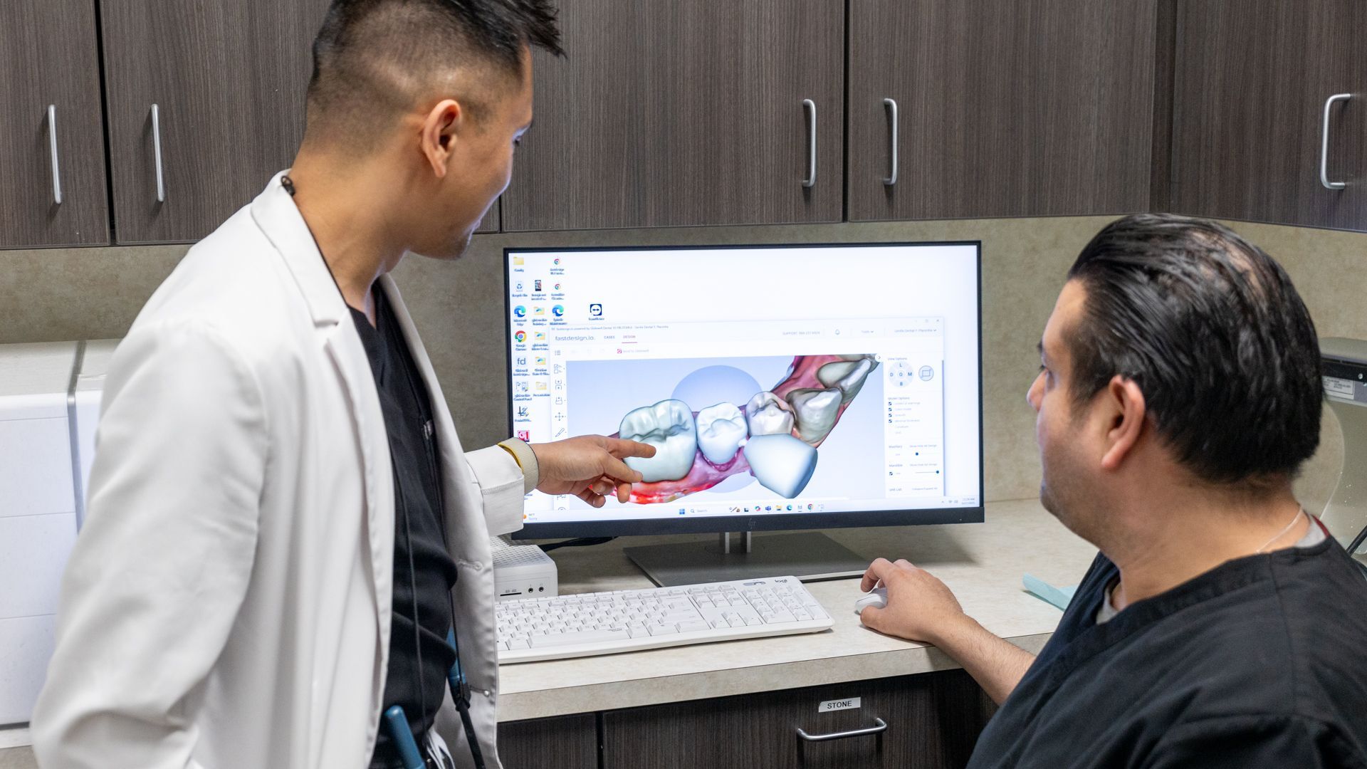 general-dentist-action-shot_Gentle-Dental-Placentia(1)