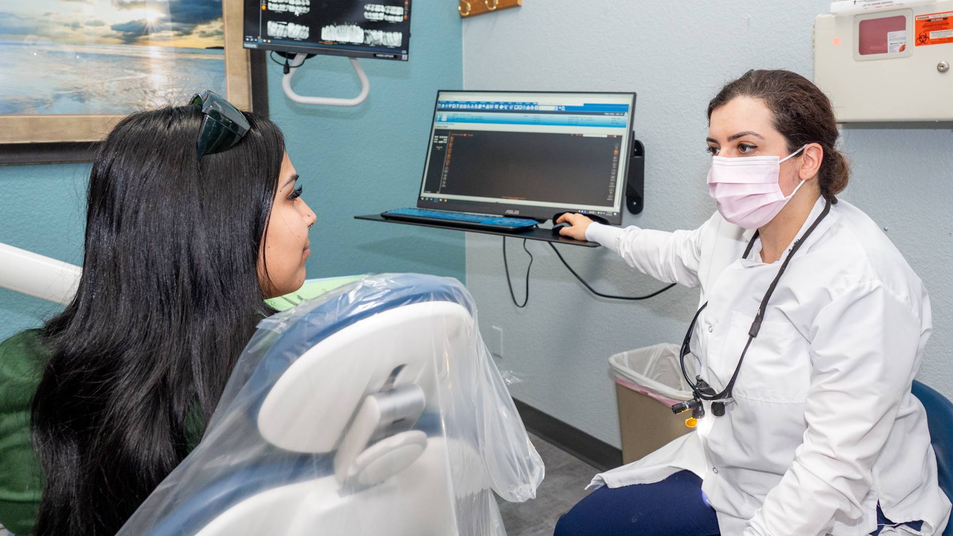 general-dentist-action-shot_Gentle-Dental-Sunnyvale