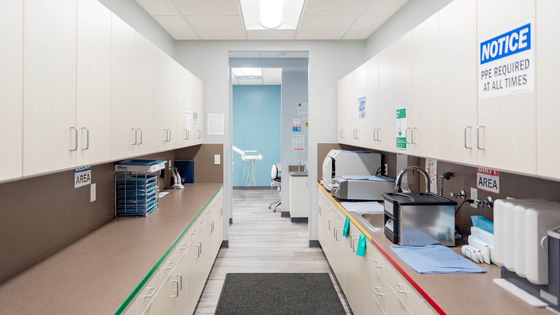 local-dentist-modern-dental-equipment-room_Gentle-Dental-North-Las-Vegas