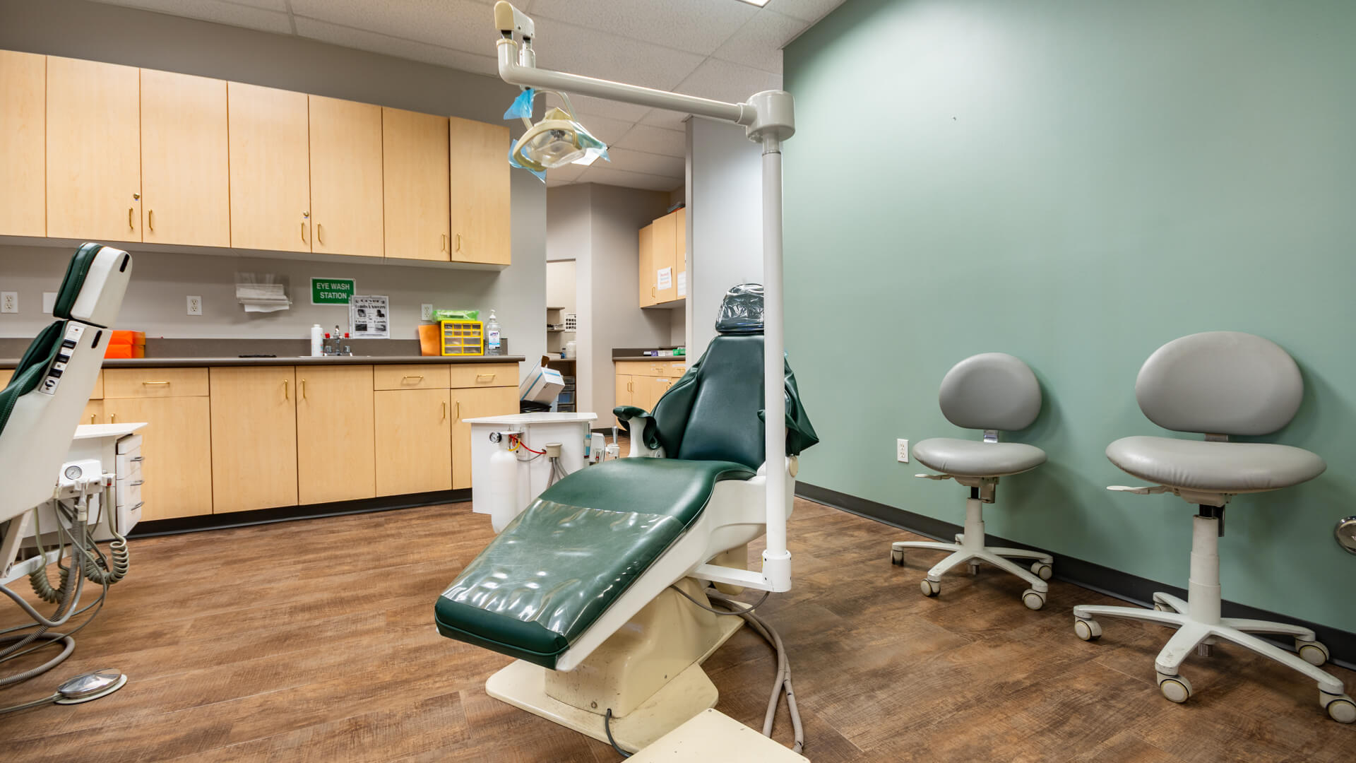 local-dentist-modern-dental-treatment-room_Gentle-Dental-Costa-Mesa(1)
